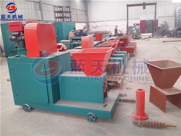 Sawdust Extruding Machine