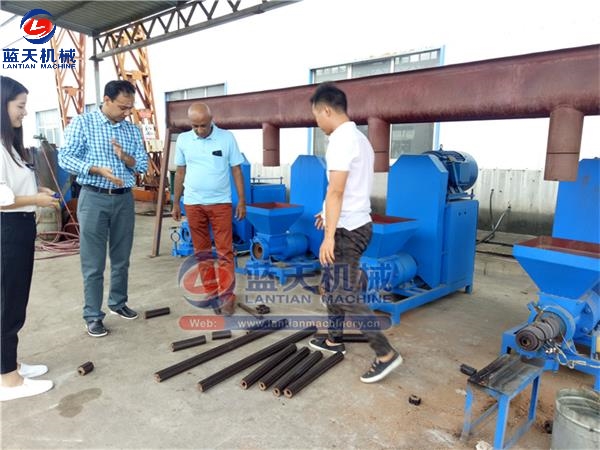 Sawdust Extruding Machine