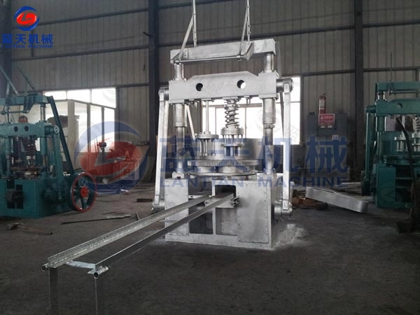 140 Type Honeycomb Coal Pressing Machine