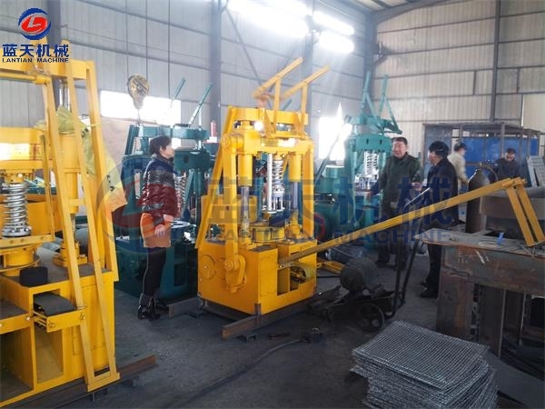 220 Type Honeycomb Coal Pressing Machine