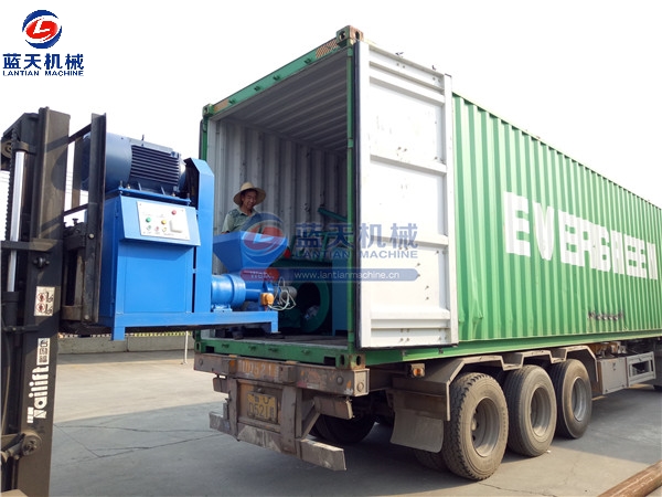 Sawdust extruding machine shipping to Uzbekistan