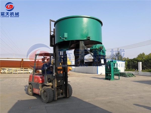 Sawdust extruding machine shipping to Uzbekistan